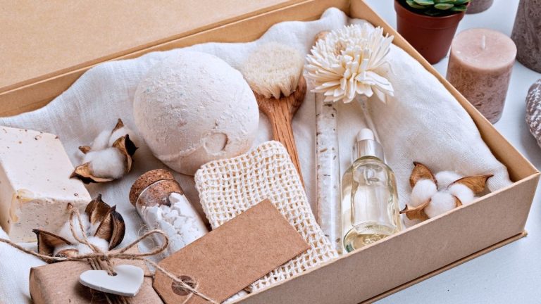 gifts under $50 that look expensive for her